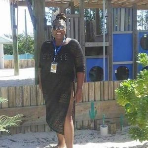 Meet your Posher, Kay